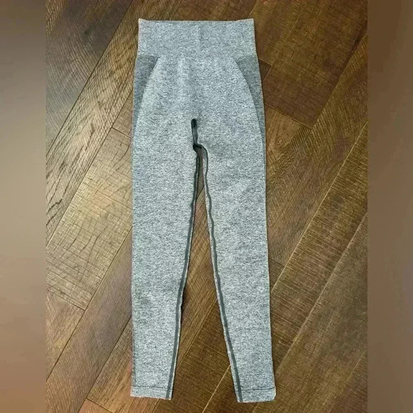 Gymshark High Rise Ankle Leggings - Picture 5 of 9